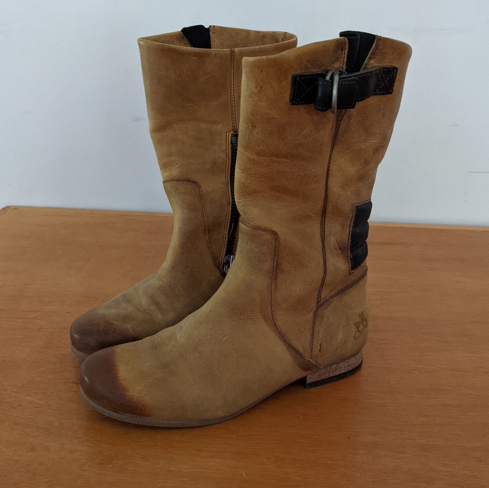 Fluevog boots Stupendously sexy, new Radio KIPO moto 7.0